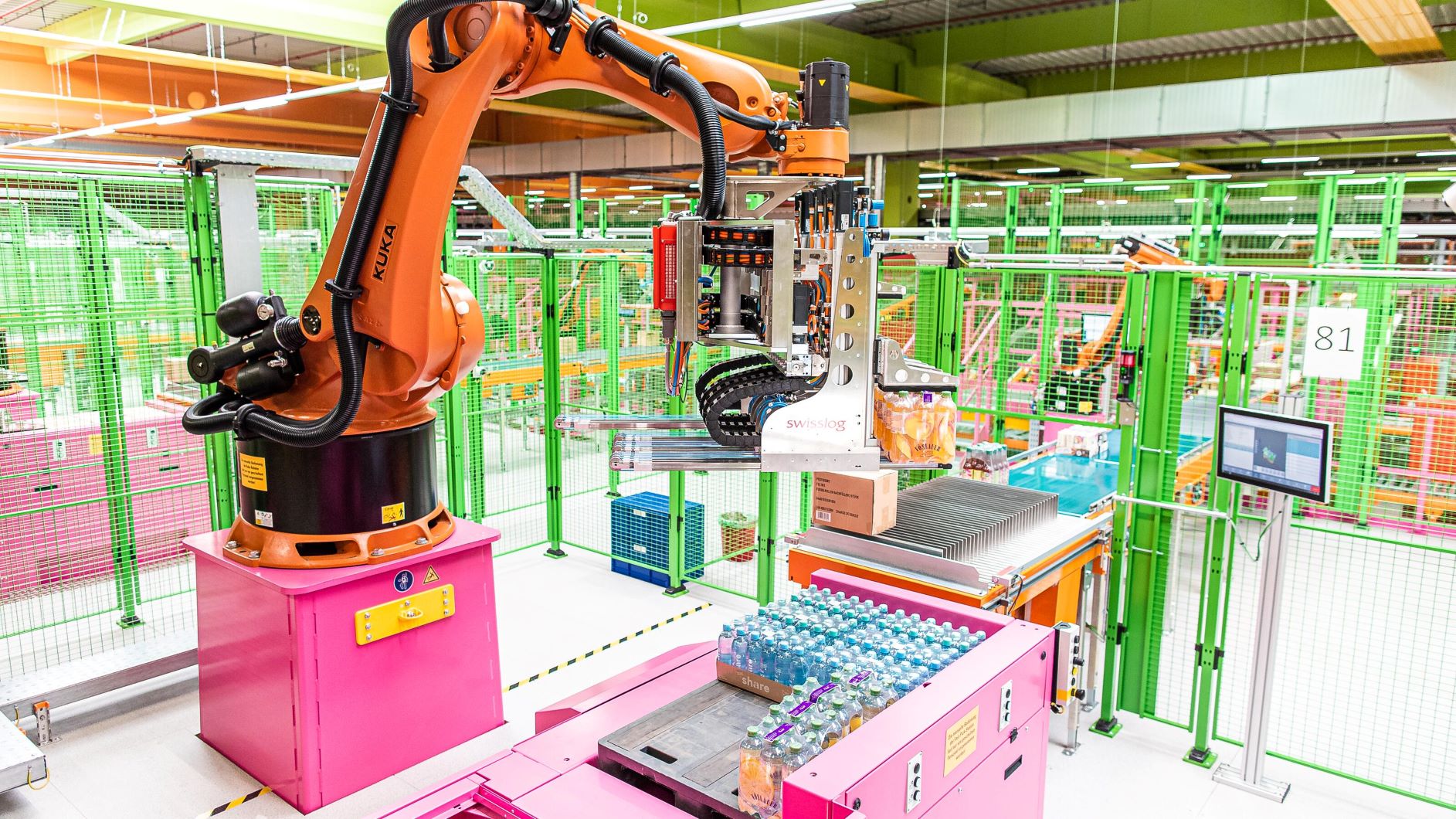 Kuka-Swisslog-dm_1-2-1