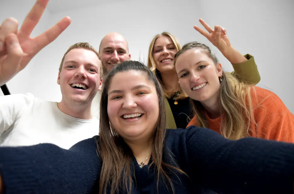 b6cbbff3b577a0d3d339362c2b54fac7